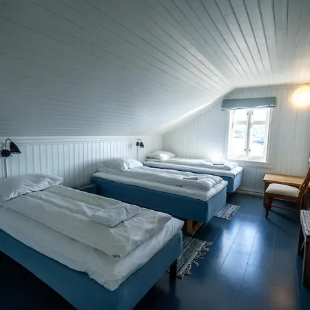 Lofoten Island * Henningsvær