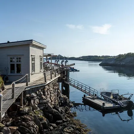 Lofoten Island Henningsvær